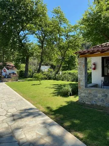 The * Platanias (Thessaly)